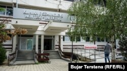 Klinika Infektive në Qendrën Klinike Universitare të Kosovës. 