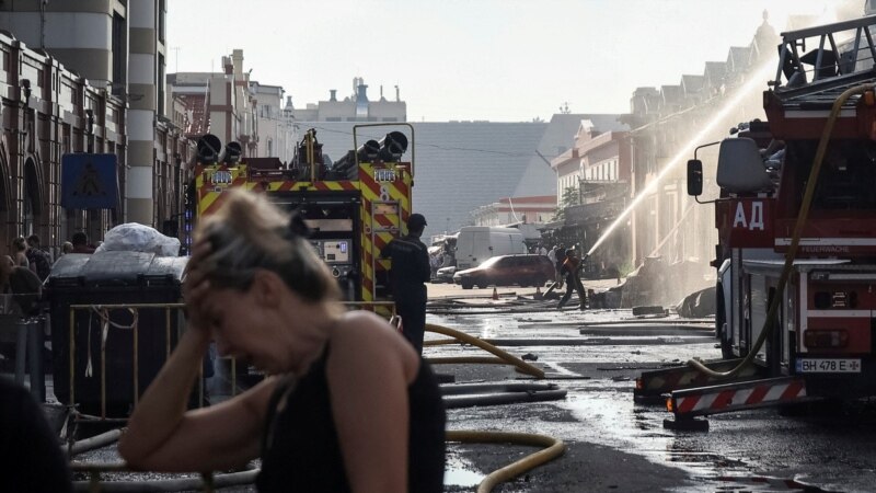 Ukraina thotë se të paktën 20 persona janë vrarë nga sulmet ruse