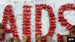 Празднование Дня борьбы со СПИДом в Китае.