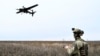 Украинсикй боец батальона спецназначения Национальной полиции руководит беспилотником на позиции вблизи линии фронта. Донецкая область, 16 октября 2026 года