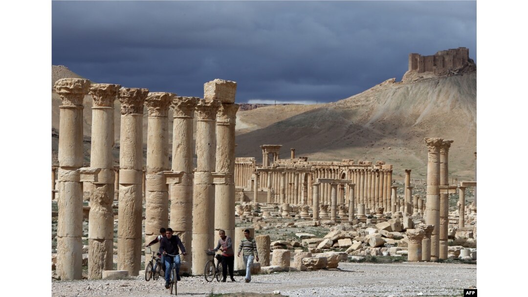 Ancient Palmyra Threatened By Islamic State Militants