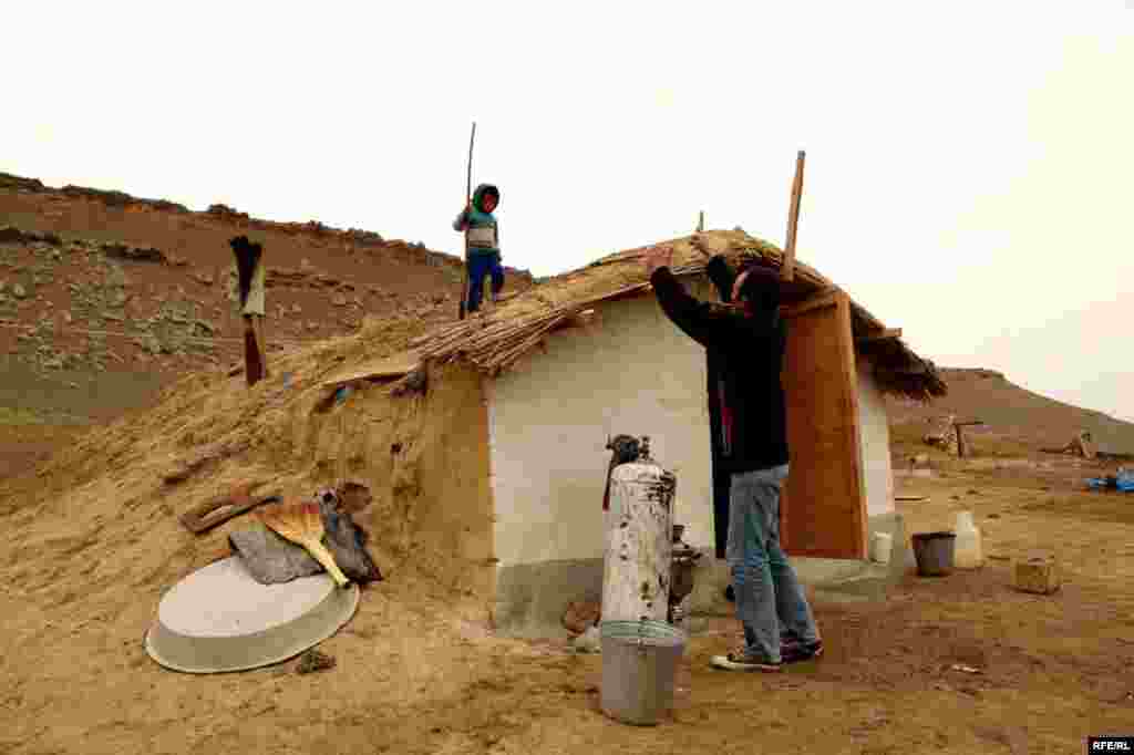 Кавказ тауларындагы борынгы Хыналык авылы #10