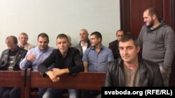 Суд над ратавальнікамі, якія 6 верасьня пасьля акцыі пратэсту выцягвалі з вады людзей 