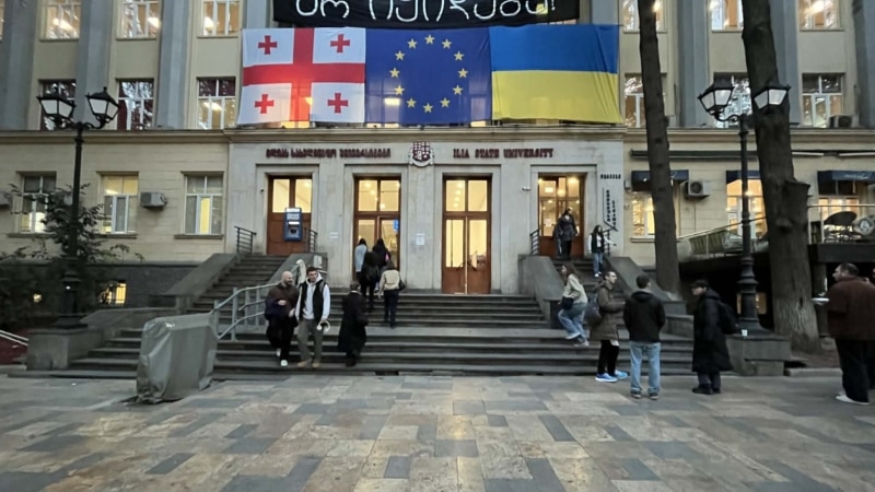 "მეორადი ჩარიცხვა" სხვაგან გადასვლის იმედით - აბიტურიენტები ვაკანტურ ადგილებს შეავსებენ