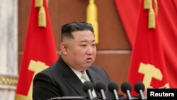 Кім Чен Ин з нагоди запуску заявив, що КНДР не буде «ігнорувати всі безрозсудні та безвідповідальні військові загрози ворогів»