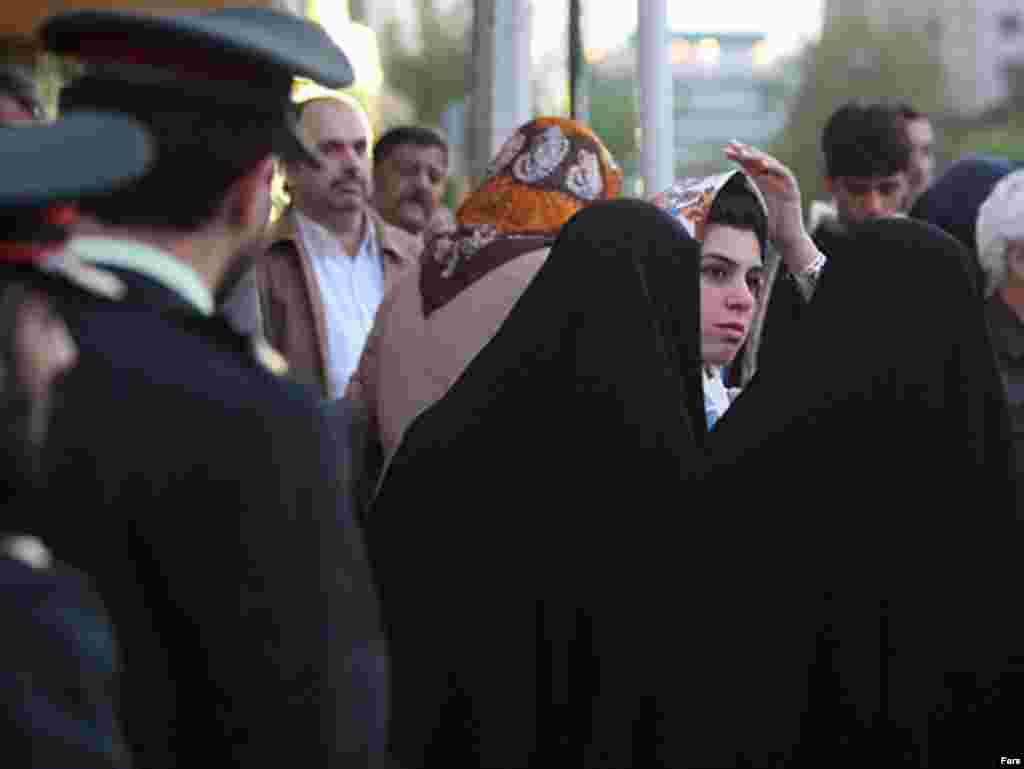 Iran, Iranian Government is launching a new Hijab plan against women, 04/22/2007