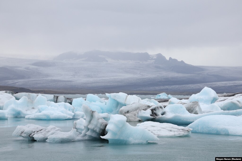 Laguna e akullnajave Jokulsarlon në jug të Islandës, 12 gusht 2024.