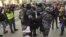 Як силовики затримували людей на мітингах у Росії – відео