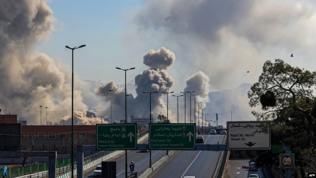 تهران، ۱۴ اسفند