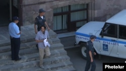 Armenia - Andrias Ghukasyan is being brought to the Court of Appeal, 24Aug, 2016