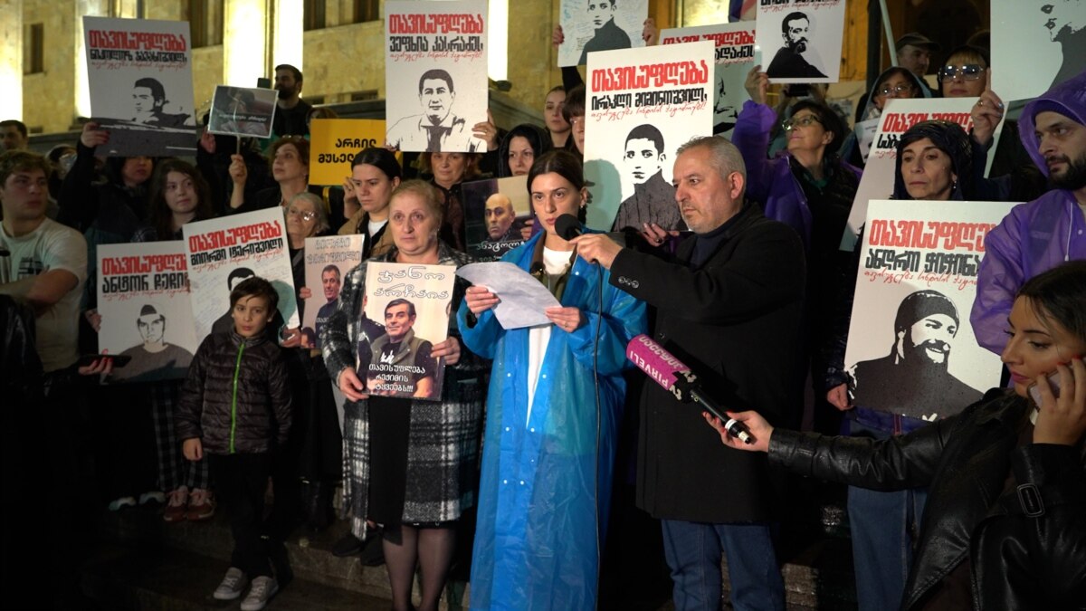 ოჯახის წევრებმა დააფუძნეს მოძრაობა „სინდისის პატიმრების თავისუფლებისთვის“