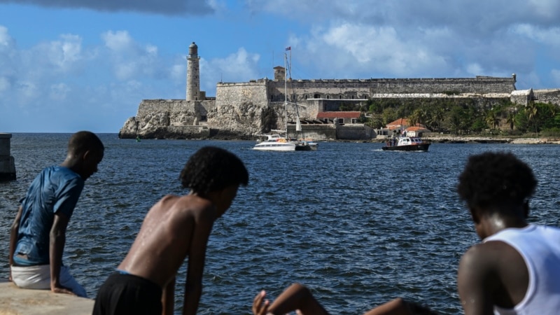 Axios: АҚШ мемлекеттік департаментінің делегациясы бейресми түрде Кубаға барды