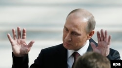 Пуцін ляціць у Менск