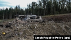 Як пише російська служба Радіо Свобода, слідство Чехії вважає Авер’янова причетним до вибухів на складах боєприпасів у Врбетиці на сході країни у 2014 році