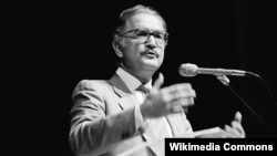 Mexican author Carlos Fuentes in an undated photo