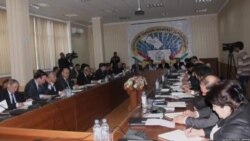 Ҳизбҳои Тоҷикистон чаро хомӯшанд?