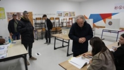 Lokalni izbori na Kosovu, Priština, 9. novembar.
