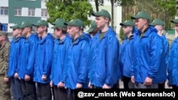 Навучальна-палявыя зборы для школьнікаў на базе вайсковай часткі № 31802 у Менску