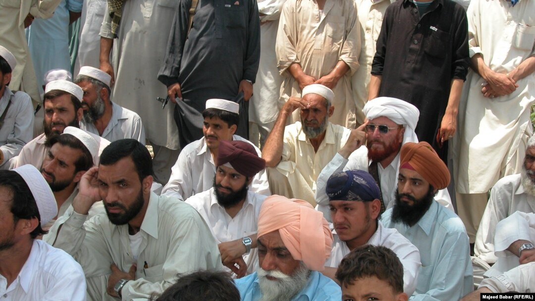 د ارشیف انځور کې د باړې سیکان وینئ.