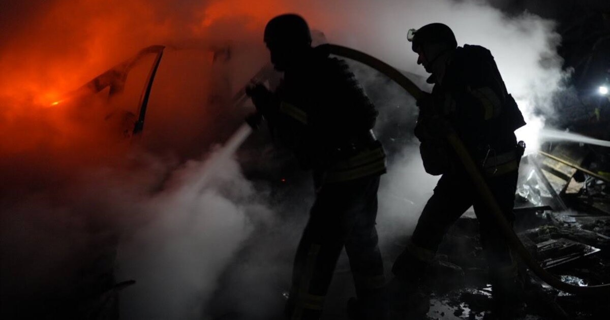 Пошкодження житлових будинків на Хмельниччині та Рівненщині внаслідок атаки