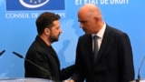 Украин президенти Владимир Зеленский менен Европа кеңешинин баш катчысы Ален Берсе, 25-июнь, 2025-жыл.