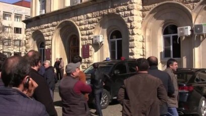 "Без Бжания выборы провести не дадим"