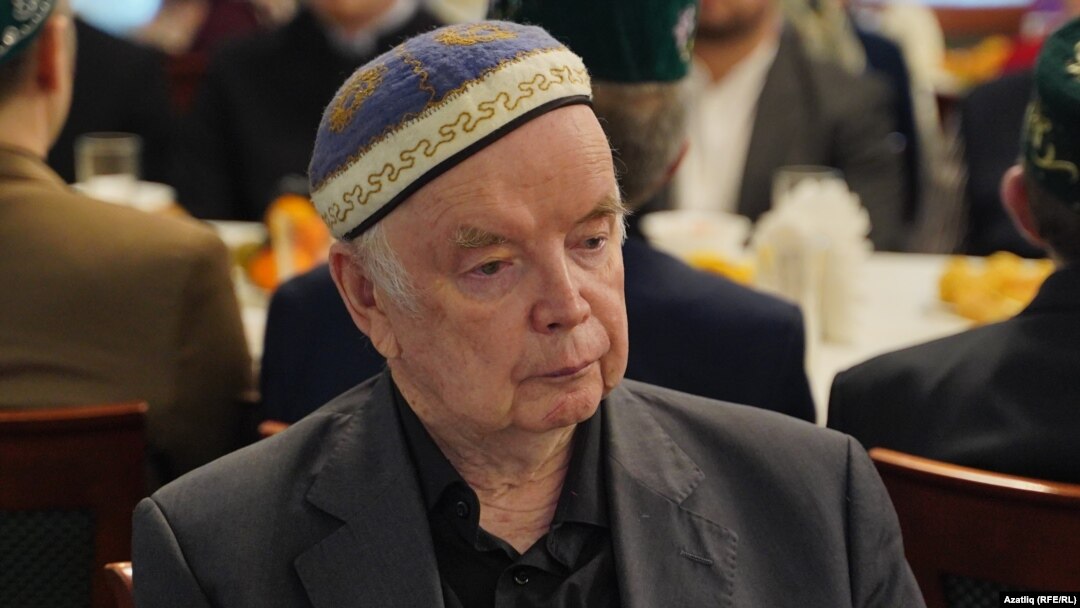 Фәндәс Сафиуллин (1936-2021)
