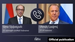 Новоназначенный министр иностранных дел Армении Ара Айвазян (слева) и министр иностранных дел России Сергей Лавров
