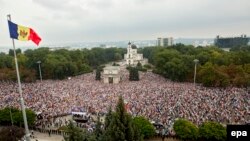 Антиправительственные протесты в Кишиневе, сентябрь 2015 г.
