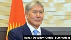Алмазбек Атамбаев.