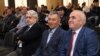 Георги Попов (в средата) официално стана основен акционер в "Левски".