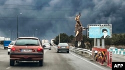 پر تهران تر هوايي برید وروسته له سیمې تور لوګي خېژي - د مارچ اتمې انځور.