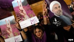 Rohani tərəfdarları. Tehran, 4May2017