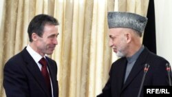 د افغانستان ولسمشر حامدکرزی او د ناټو عمومي منشي اندرس فوګ راسموسن