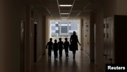 З отриманих розслідувачами даних випливає, що про підготовку спорядження для російських військових відзвітували понад 1000 шкіл із 77 регіонів РФ (фото ілюстративне)