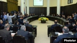 Armenia - A weekly cabinet meeting in Yerevan, 15May2014.