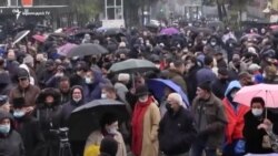 17 ընդդիմադիր ուժերը, ըստ Սեֆիլյանի, ներկայացնում են քաղաքական դաշտի մի մասը, բայց ոչ ամբողջ հայ ժողովրդին