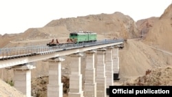 Uzbekistan's new Angren-Pap railway line cost some $i.9 billion. (file photo)