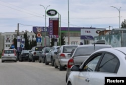 Автомобильная очередь на АЗС в Севастополе, 1 июня 2026 года