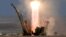Старт ракеты с космическим кораблем "Союз-МС-07"