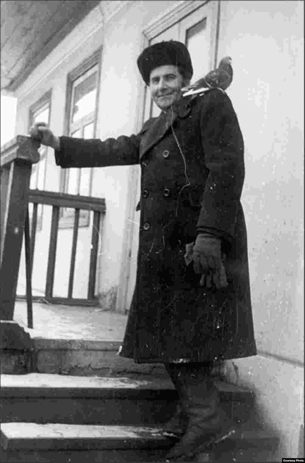 Moldoveni deportați de sovietici în 1941 - Din albumul Elenei Șișcan