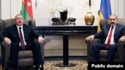 Ильхам Алиев и Никол Пашинян, архивная фотография