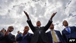  Klaus Iohannis vorbind în fața simpatizanților săi despre importanța referendumului pentru justiție