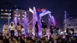 Çfarë presin serbët pasi partinë e Vuçiqit e çuan në opozitë pas 14 vjetësh