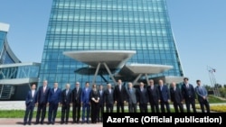 SOCAR-ın yeni binası qarşısında, 30 may, 2016