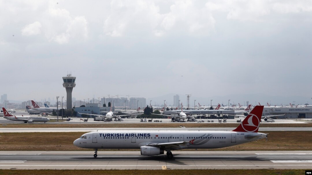 Avion Turkish Airlinesa