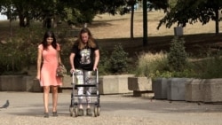 Activista care s-a opus lui Miloșevici se alătură noii mișcări de protest din Serbia