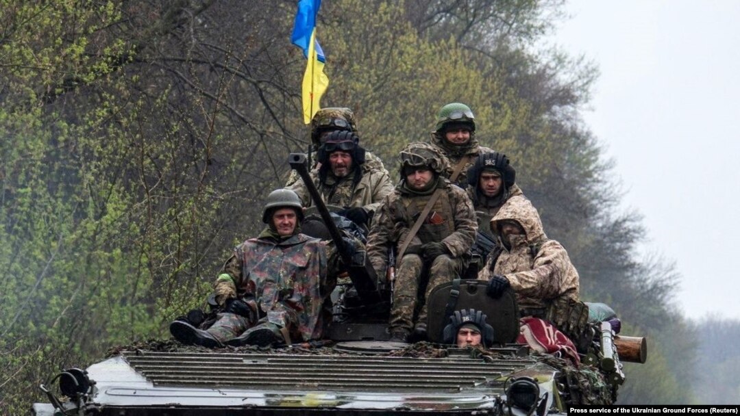 Украиналык аскерлер. Киев. Апрель, 2022-жыл. Иллюстрация.