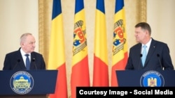 Nicolae Timofti și Klaus Iohannis la Buurești.