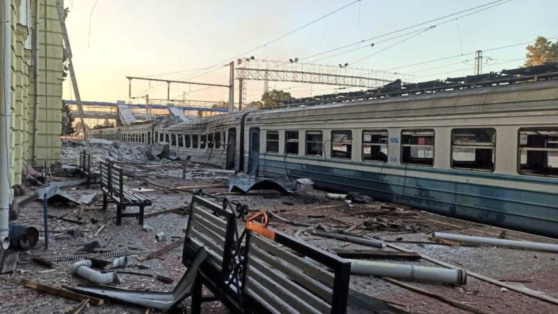 1 Dead In Russian Missile Strike Targeting Key Ukrainian Railway Hub